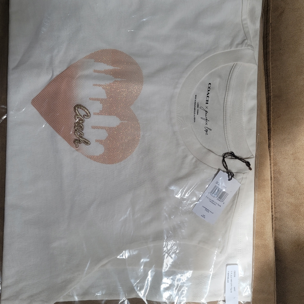 Coach t shirt